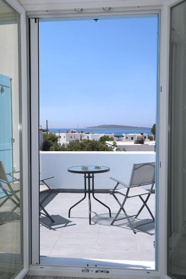 Ippocampos Seaside Serenity - Unwind At Paros Poolside Retreats Aliki  Exterior photo